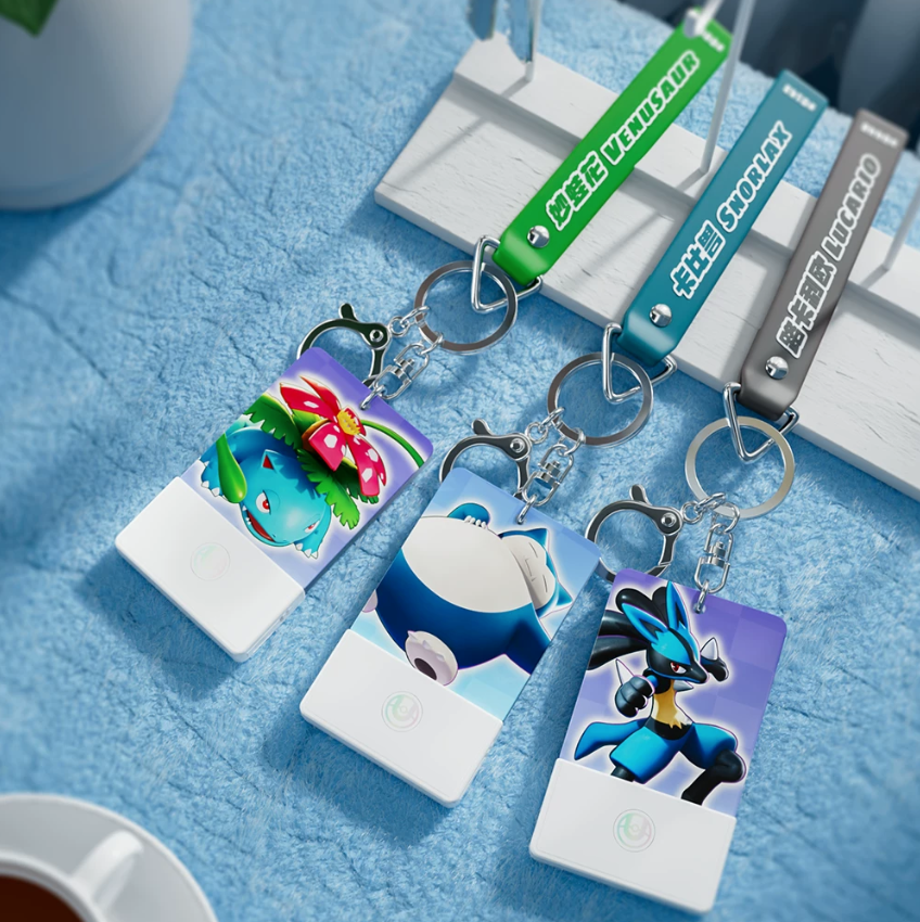 HOLLYBOX Pokémon Unite Light-Up Keychain - Image 5