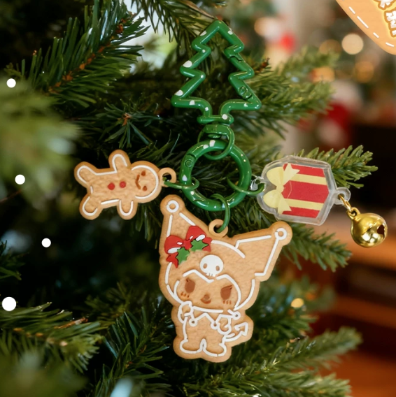 HOLLYBOX Sanrio Gingerbread Shaped Pendant/Keychain - Image 3