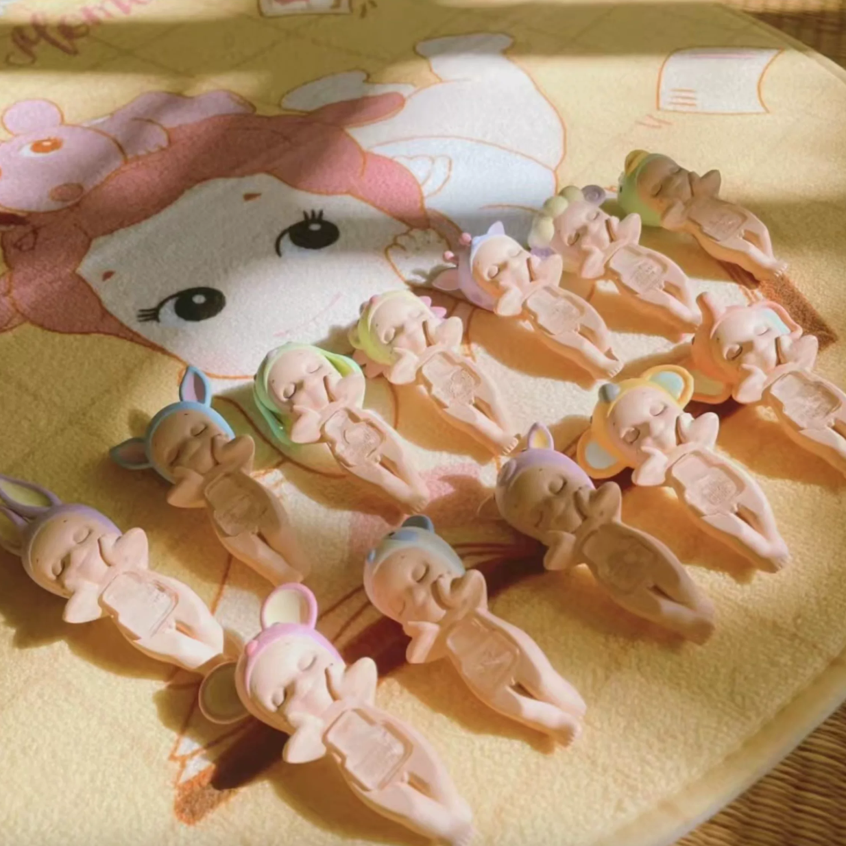 Sonny Angel Hippers Dreaming Series Blind Box Figures - Image 6